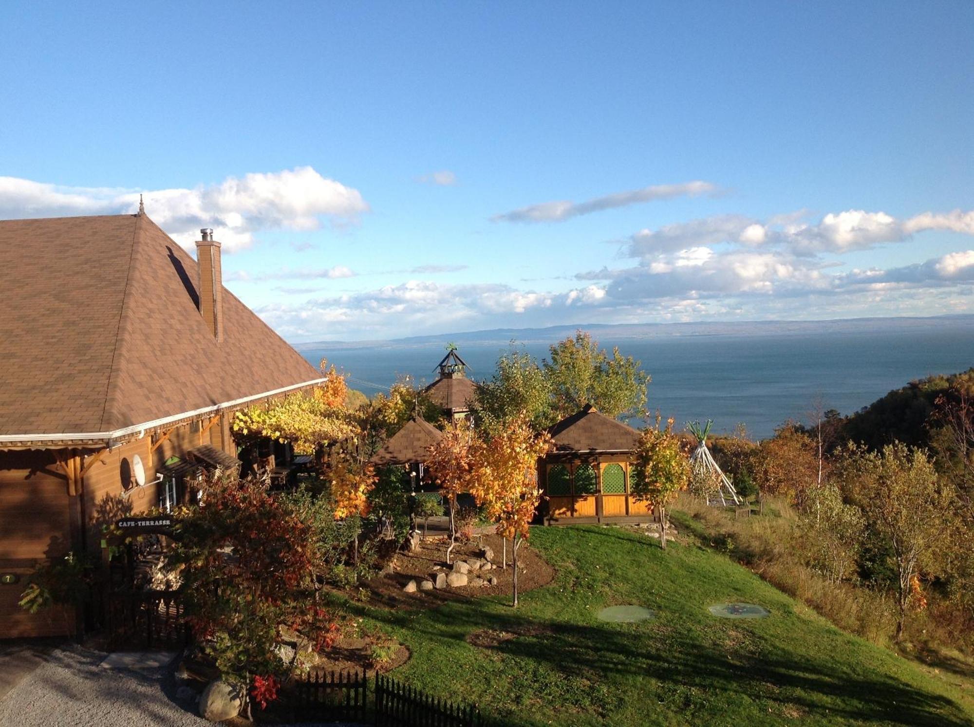 Auberge La Cote D'Or Петит-Ривьер-Сен-Франсуа Экстерьер фото