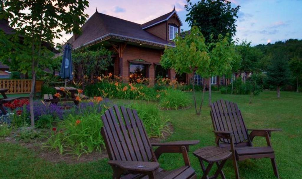 Auberge La Cote D'Or Петит-Ривьер-Сен-Франсуа Экстерьер фото